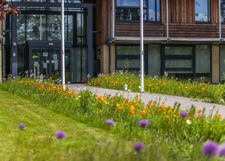 Riduna Parl location